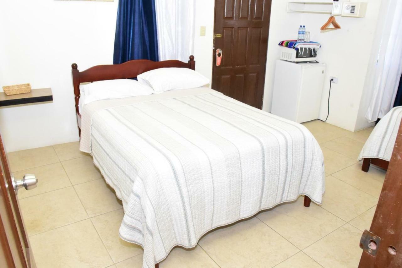مدينة بليز Bella Sombra Guest House Downtown المظهر الخارجي الصورة